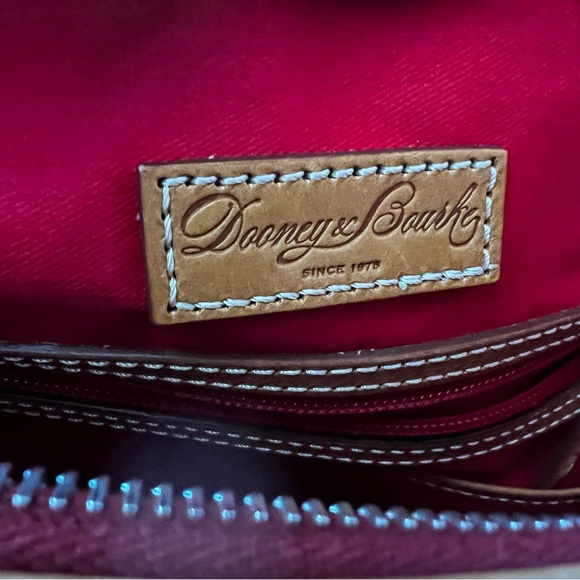 Vintage Dooney & Bourke Bag - Picture 7 of 8